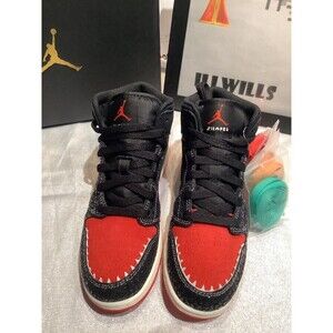 Jordan 1 Mid Siempre Familia (GS) Size 4.5 DEADSTOCK NEW DN5121-001 !!!!!!!!